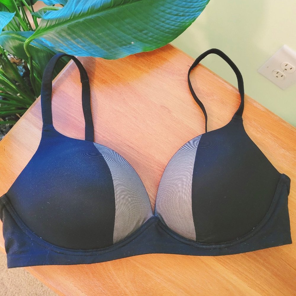 VICTORIA'S SECRET 36C Bra